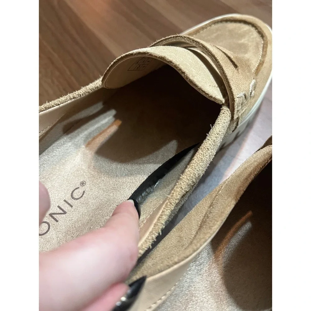 Vionic Journey Uptown Loafer Suede‎ Flats Travel Sneakers Tan Women's Size 10